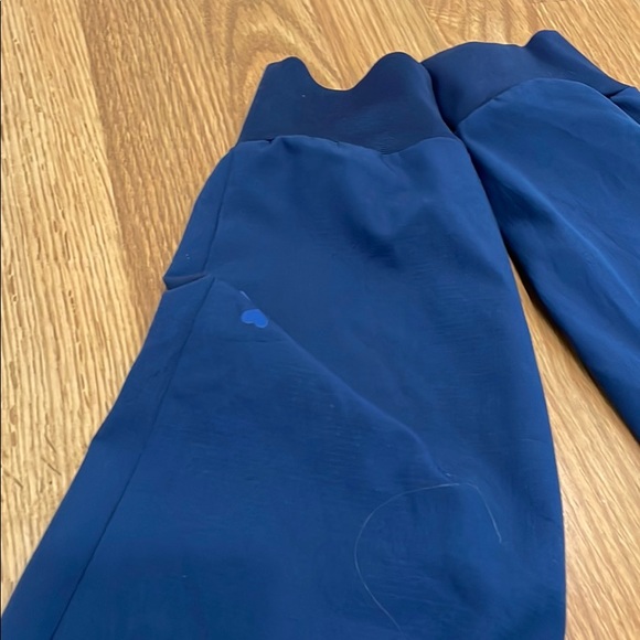 Small navy jogger scrub bottoms - Picture 2 of 5